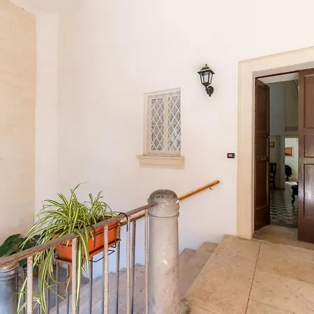 In Palazzo Storico Lecce